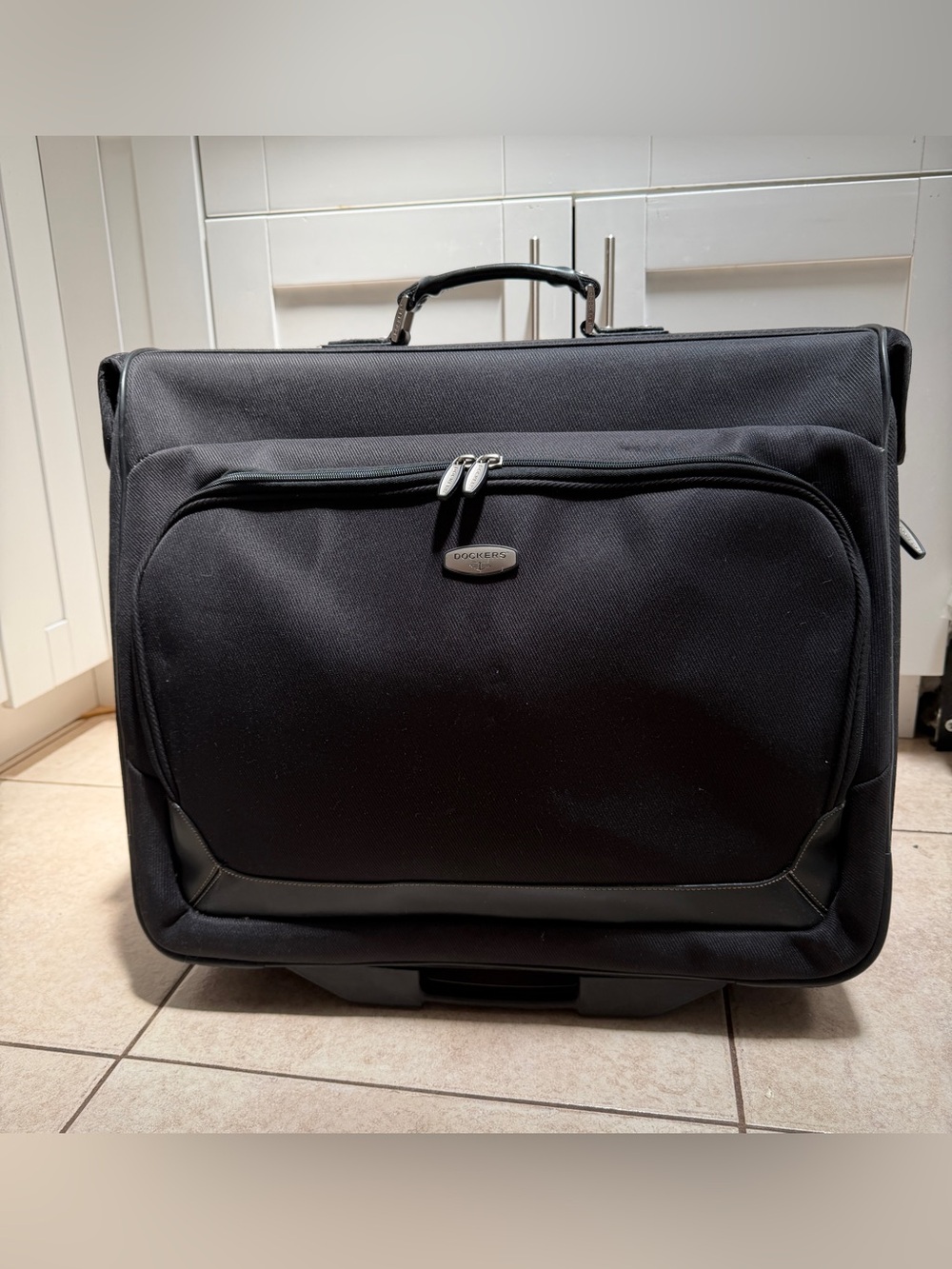 Dockers Black Rolling Travel Garment Bag with Front Pocket